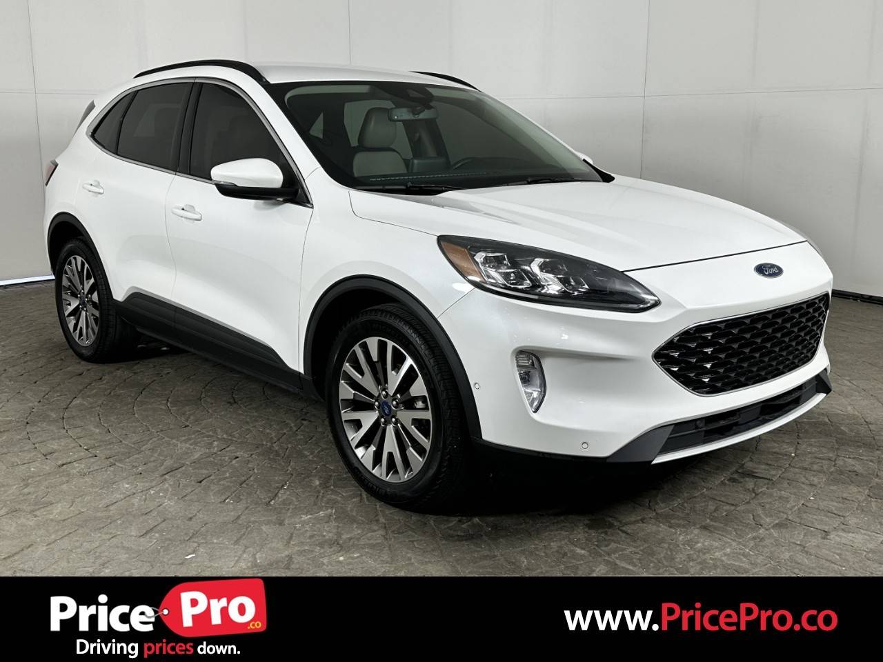 2020 Ford Escape Titanium — SUV — 81,936 mi — Maumee, OH