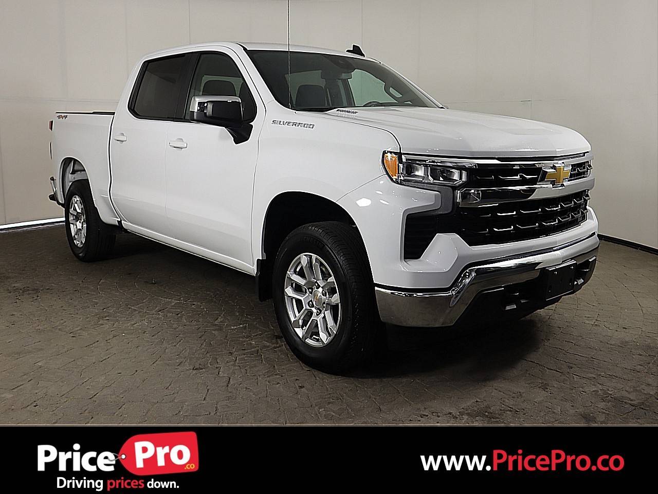 2024 Chevrolet Silverado 1500 LT — Pickup Truck — 5,589 mi — Maumee, OH