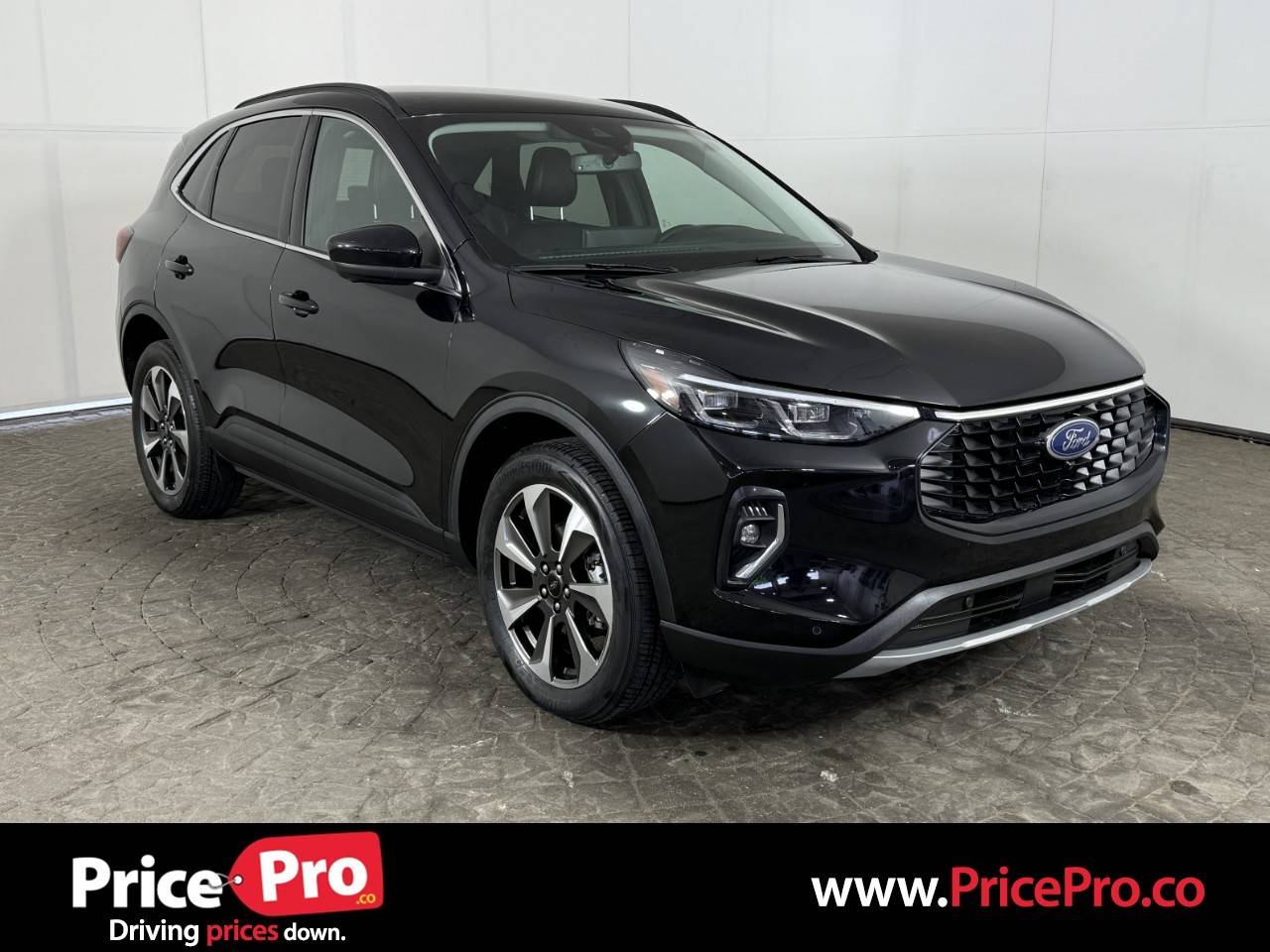 2023 Ford Escape Platinum — SUV — 18,189 mi — Maumee, OH