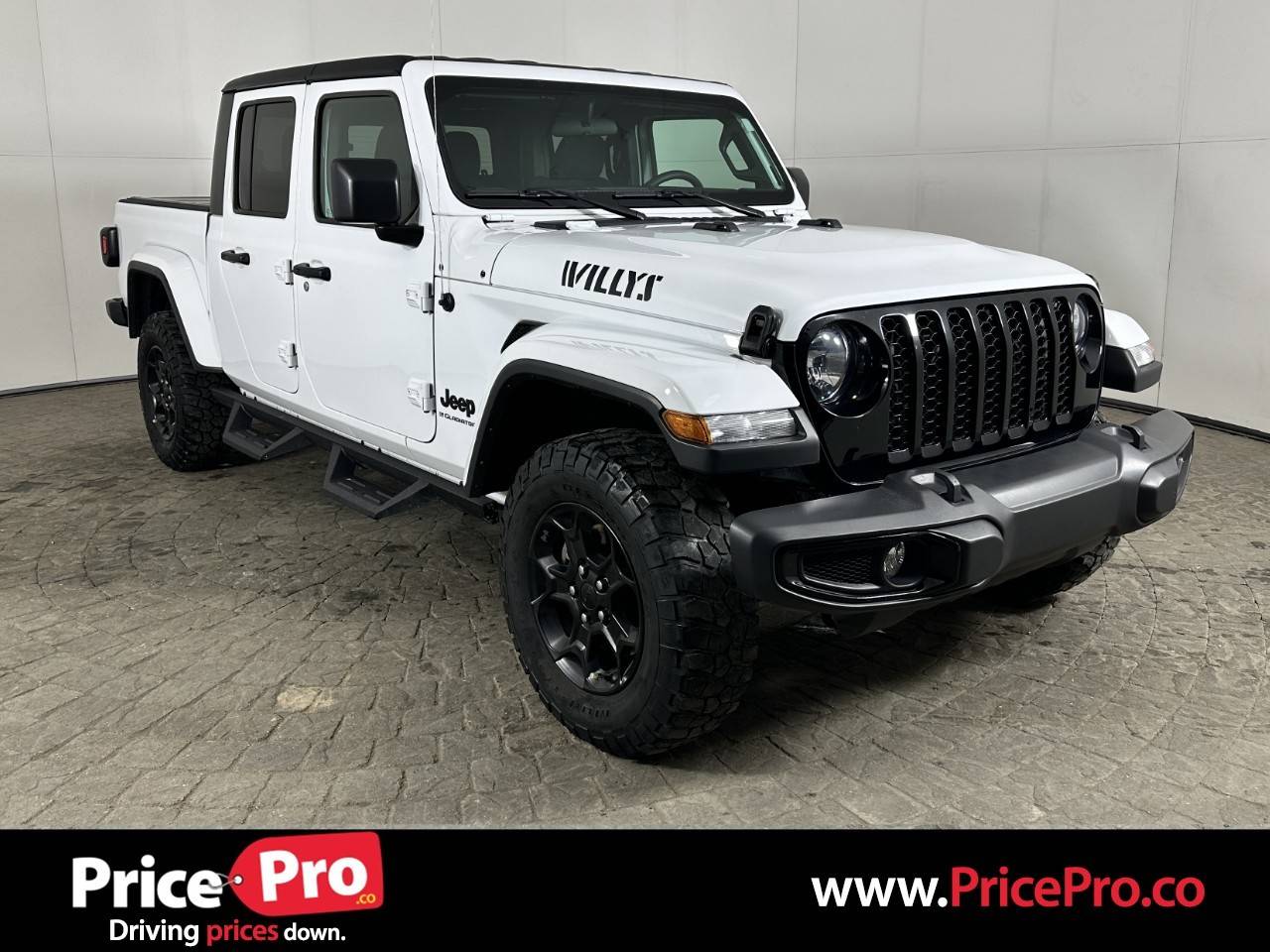 2023 Jeep Gladiator Willys — Pickup Truck — 23,405 mi — Maumee, OH