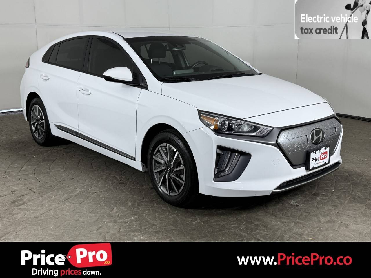 2021 Hyundai Ioniq Electric SE — Hatchback — 19,602 mi — Maumee, OH