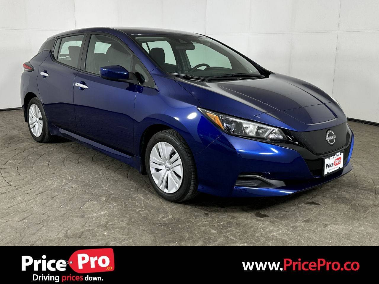 2025 Nissan LEAF S — Hatchback — 2,736 mi — Maumee, OH