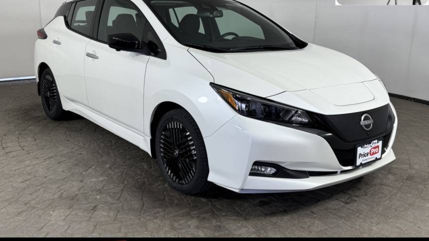 2023 Nissan LEAF SV PLUS