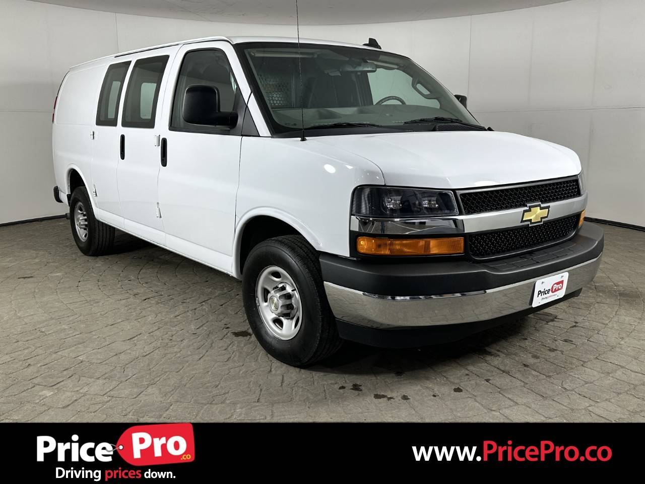 2022 Chevrolet Express Cargo Van Base — Cargo Van — 18,365 mi — Maumee, OH