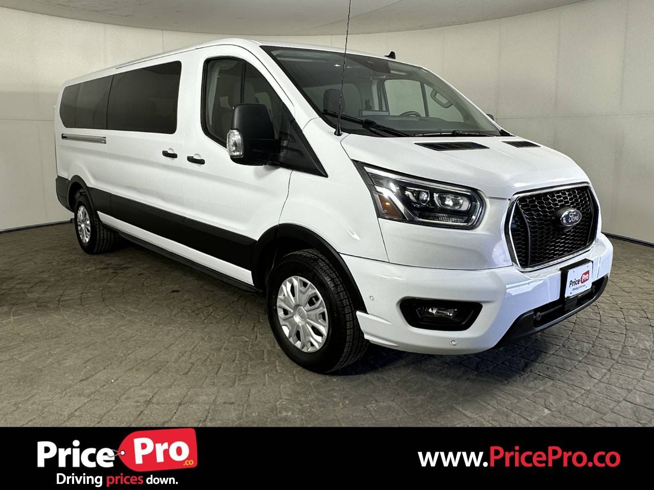 2023 Ford Transit Passenger Wagon T-350 XLT — Passenger Van — 51,650 mi — Maumee, OH