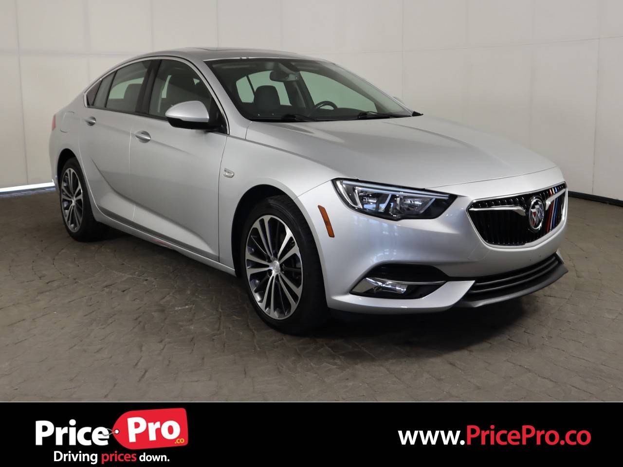 2018 Buick Regal Sportback Essence — Hatchback — 100,650 mi — Maumee, OH