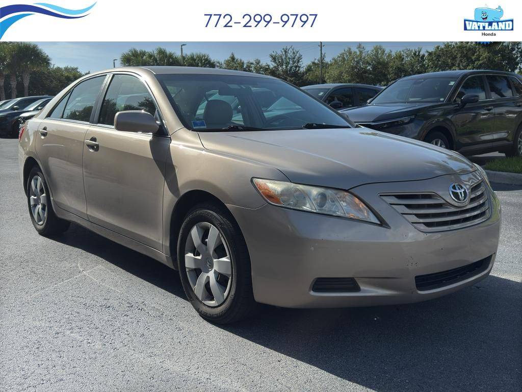 2009 Toyota Camry LE — Sedan — 90,921 mi — Vero Beach, FL