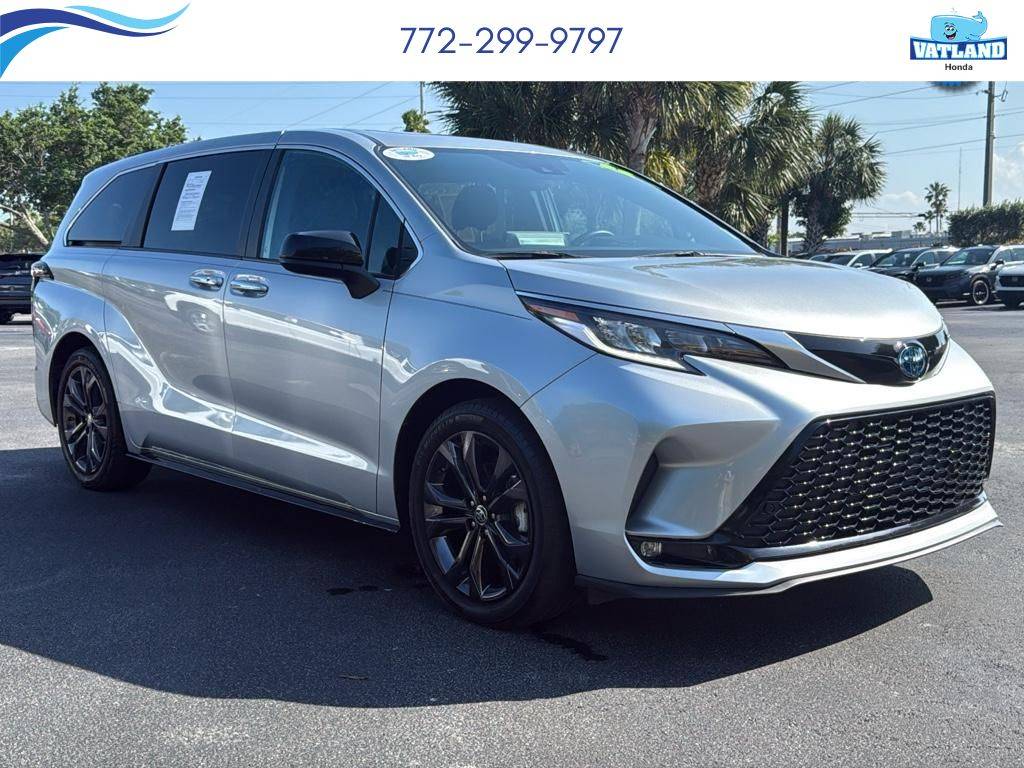 2022 Toyota Sienna XSE — Minivan — 36,282 mi — Vero Beach, FL