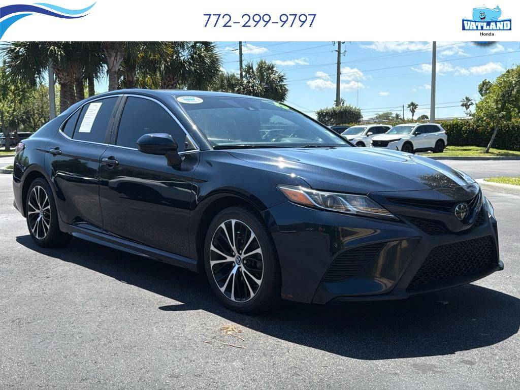 2019 Toyota Camry SE — Sedan — 70,659 mi — Vero Beach, FL