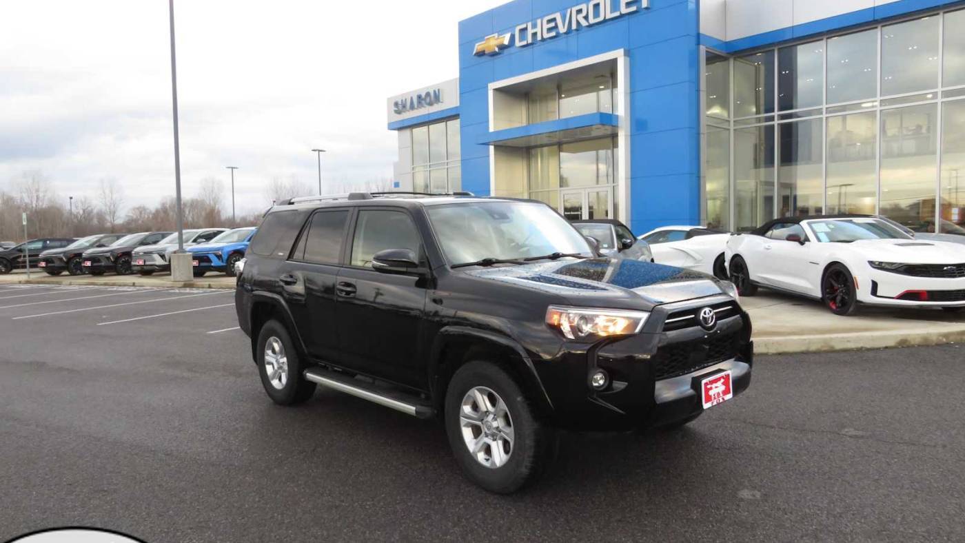 2022 Toyota 4Runner SR5 Premium — SUV — 34,859 mi — Liverpool, NY