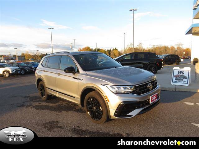 2022 Volkswagen Tiguan SE R-Line Black — SUV — 15,421 mi — Liverpool, NY