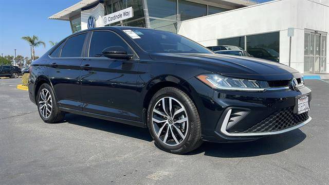 2025 Volkswagen Jetta SE — Sedan — 4,853 mi — Corona, CA