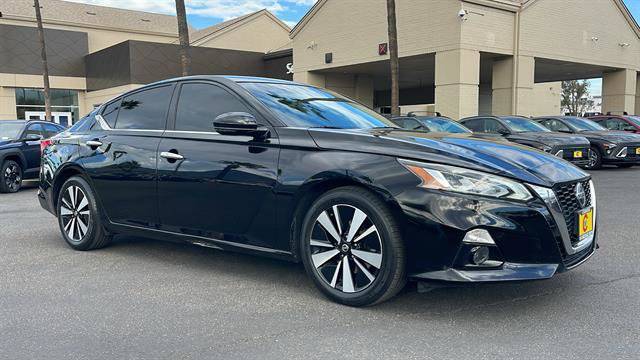 2020 Nissan Altima SL — Sedan — 102,096 mi — Corona, CA