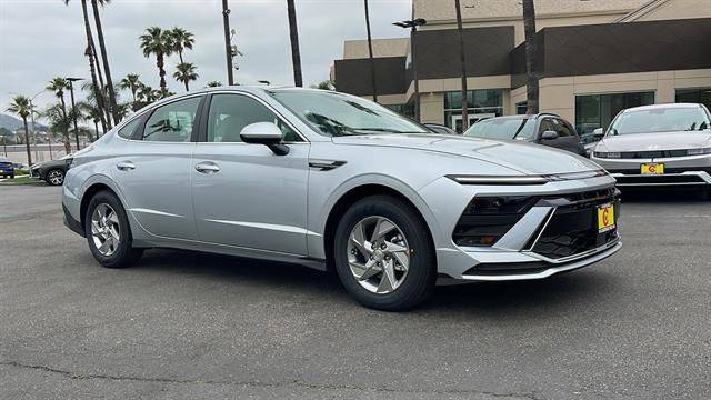 2025 Hyundai Sonata SE — Sedan — 4,715 mi — Corona, CA