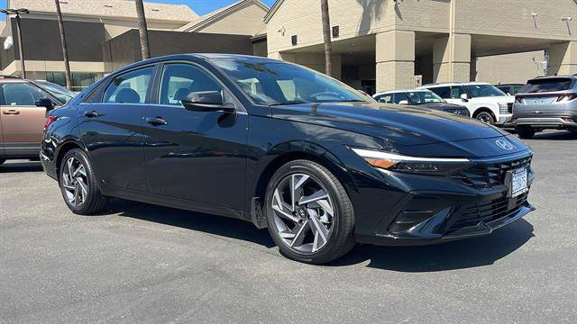 2025 Hyundai Elantra SEL Convenience — Sedan — 6,254 mi — Corona, CA
