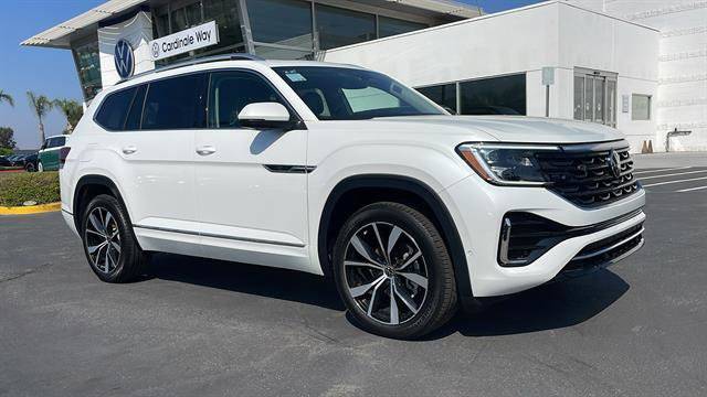 2025 Volkswagen Atlas SEL Premium R-Line — SUV — 5,460 mi — Corona, CA