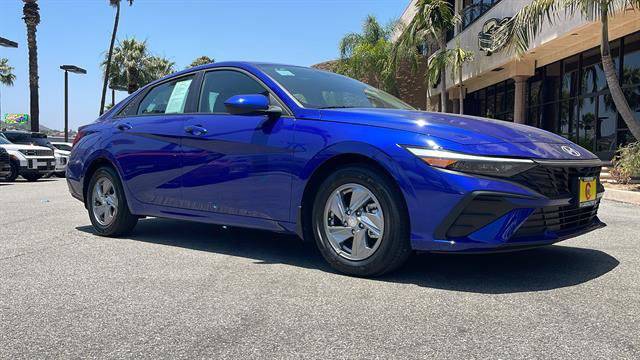 2025 Hyundai Elantra SE — Sedan — 2,859 mi — Corona, CA