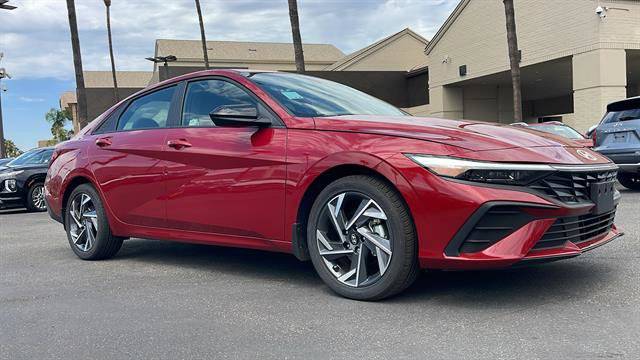 2025 Hyundai Elantra SEL Sport — Sedan — 3,816 mi — Corona, CA