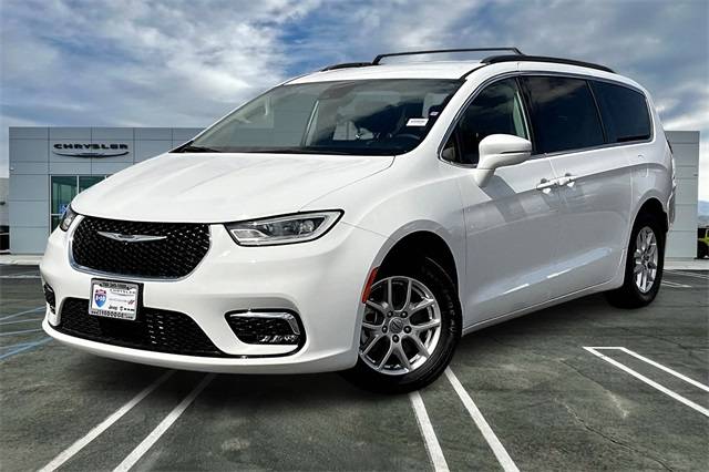 2022 Chrysler Pacifica Touring L — Minivan — 69,254 mi — Indio, CA