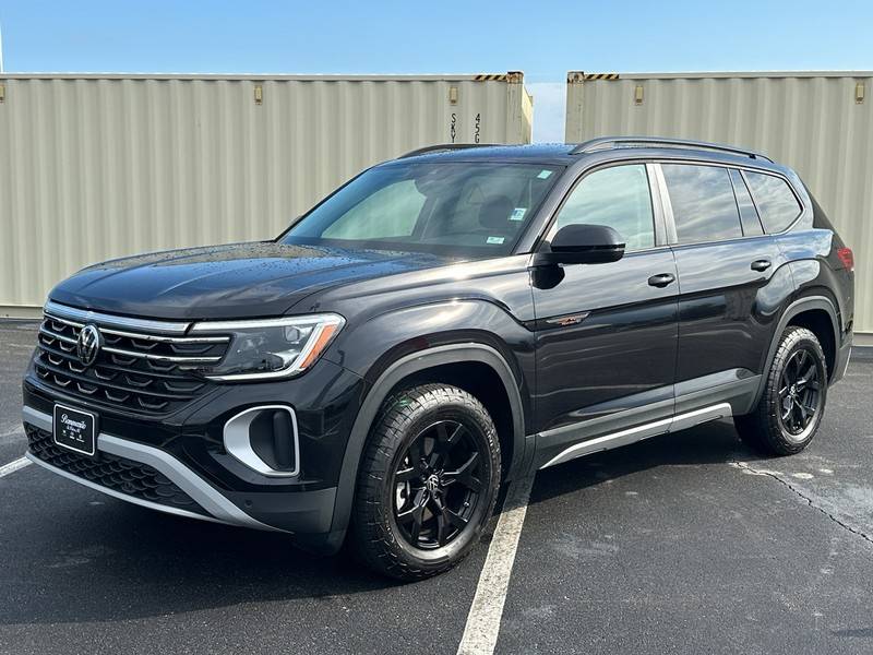 2025 Volkswagen Atlas Peak Edition — SUV — 6,418 mi — St. Peters, MO