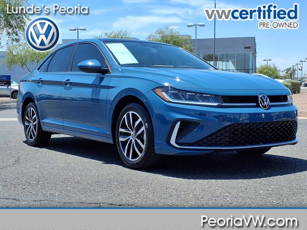 2025 Volkswagen Jetta SE — Sedan — 5,281 mi — Peoria, AZ