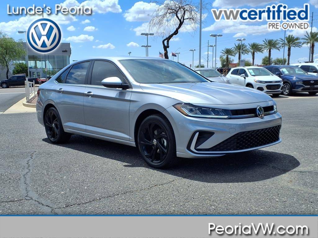 2025 Volkswagen Jetta SE — Sedan — 12,680 mi — Peoria, AZ