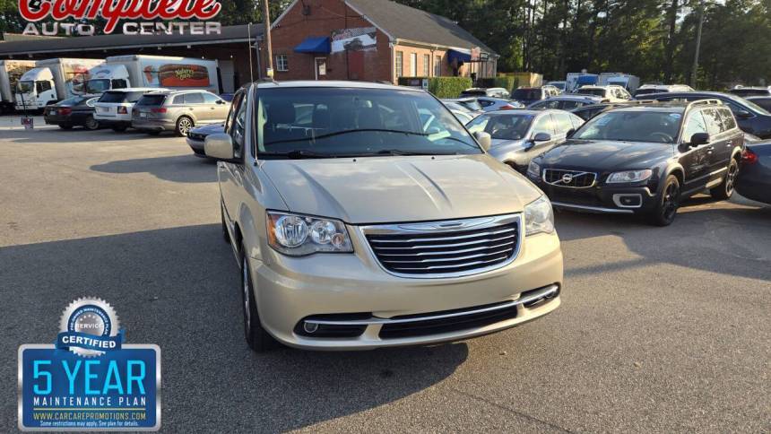 2016 Chrysler Town & Country Touring — Minivan — 111,279 mi — Raleigh, NC