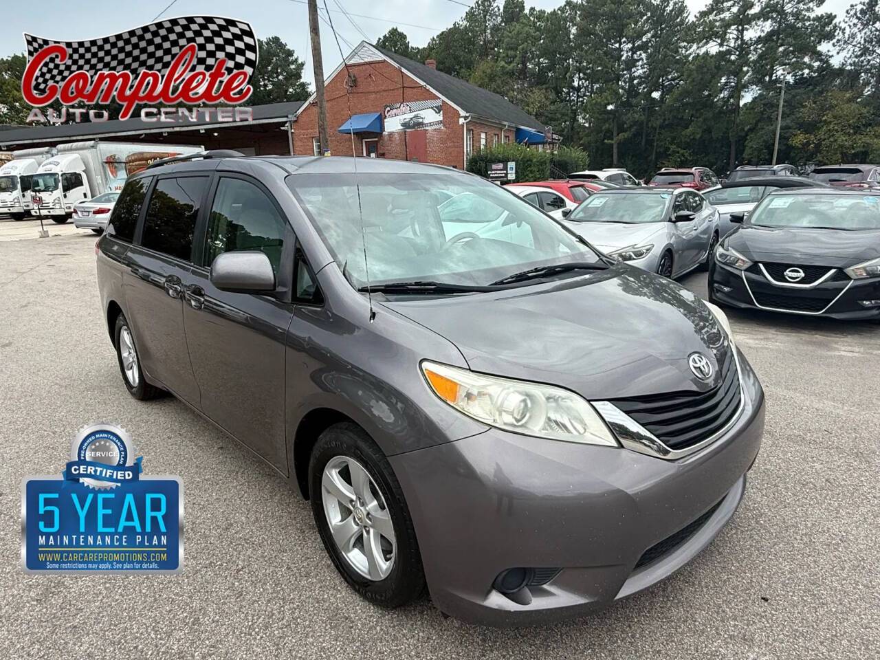2012 Toyota Sienna LE — Minivan — 178,434 mi — Raleigh, NC