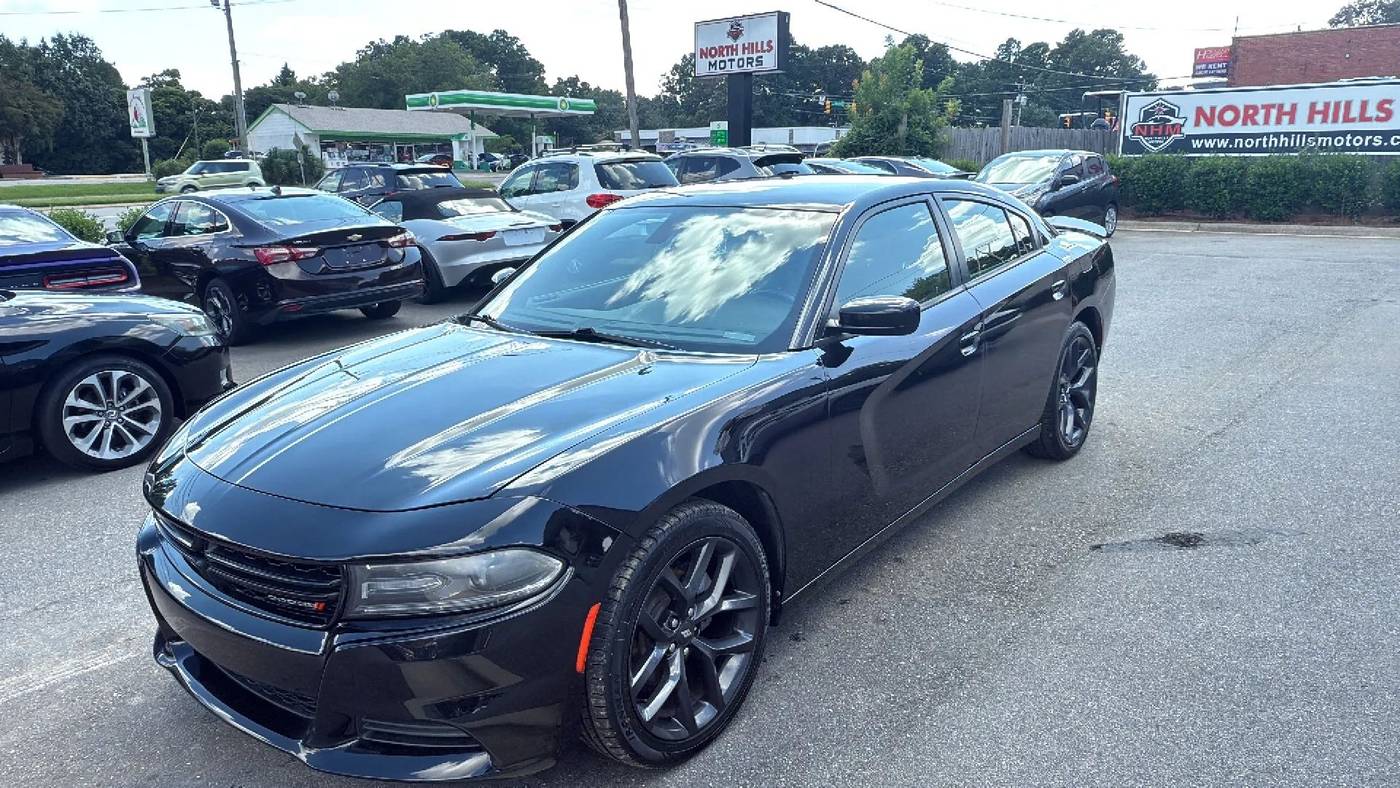2017 Dodge Charger SE — Sedan — 42,583 mi — Raleigh, NC