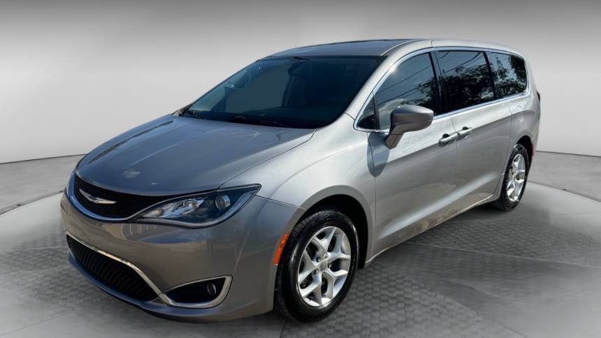 2018 Chrysler Pacifica Touring Plus — Minivan — 123,864 mi — San Antonio, TX