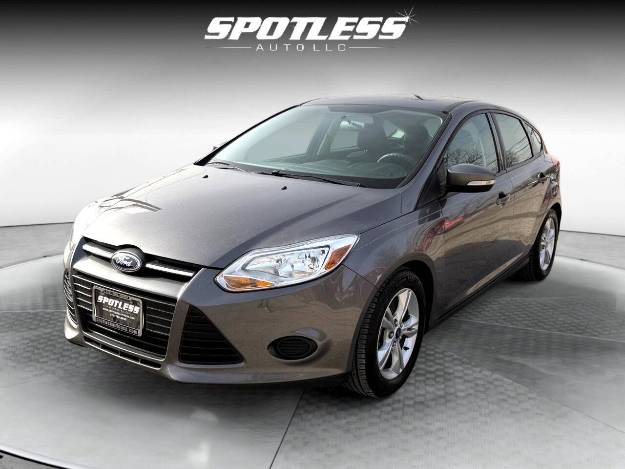 2014 Ford Focus SE — Hatchback — 97,915 mi — San Antonio, TX