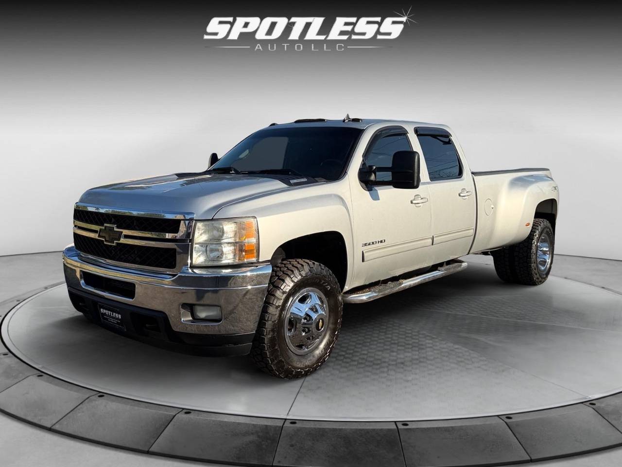 2011 Chevrolet Silverado 3500HD LTZ — Pickup Truck — 283,920 mi — San Antonio, TX