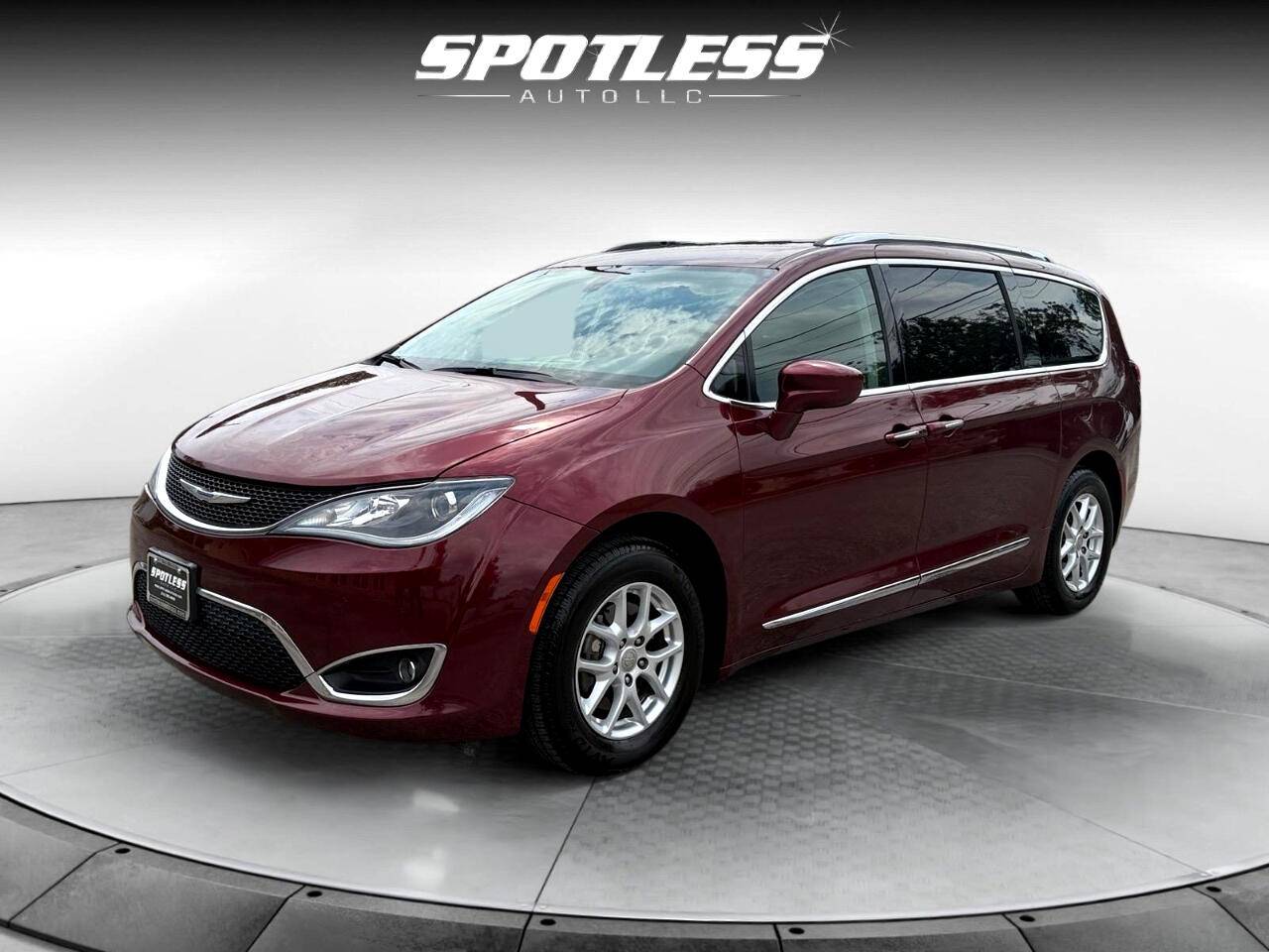 2020 Chrysler Pacifica Touring L — Minivan — 173,158 mi — San Antonio, TX