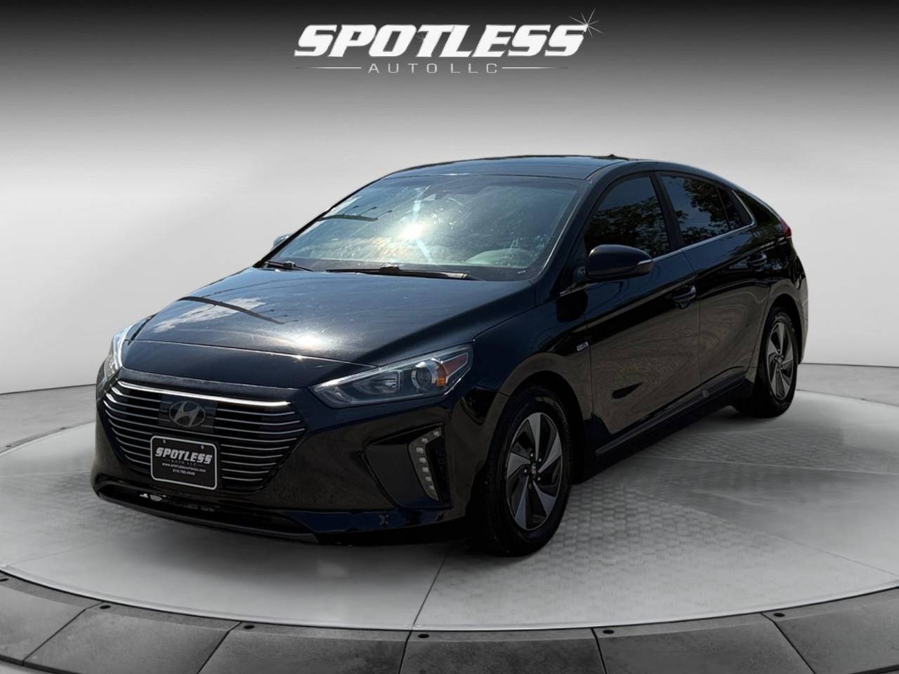2018 Hyundai Ioniq Hybrid SEL — Hatchback — 142,529 mi — San Antonio, TX