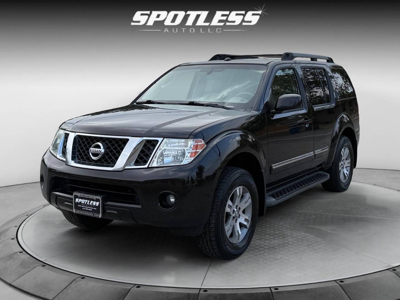2011 Nissan Pathfinder Silver — SUV — 191,204 mi — San Antonio, TX