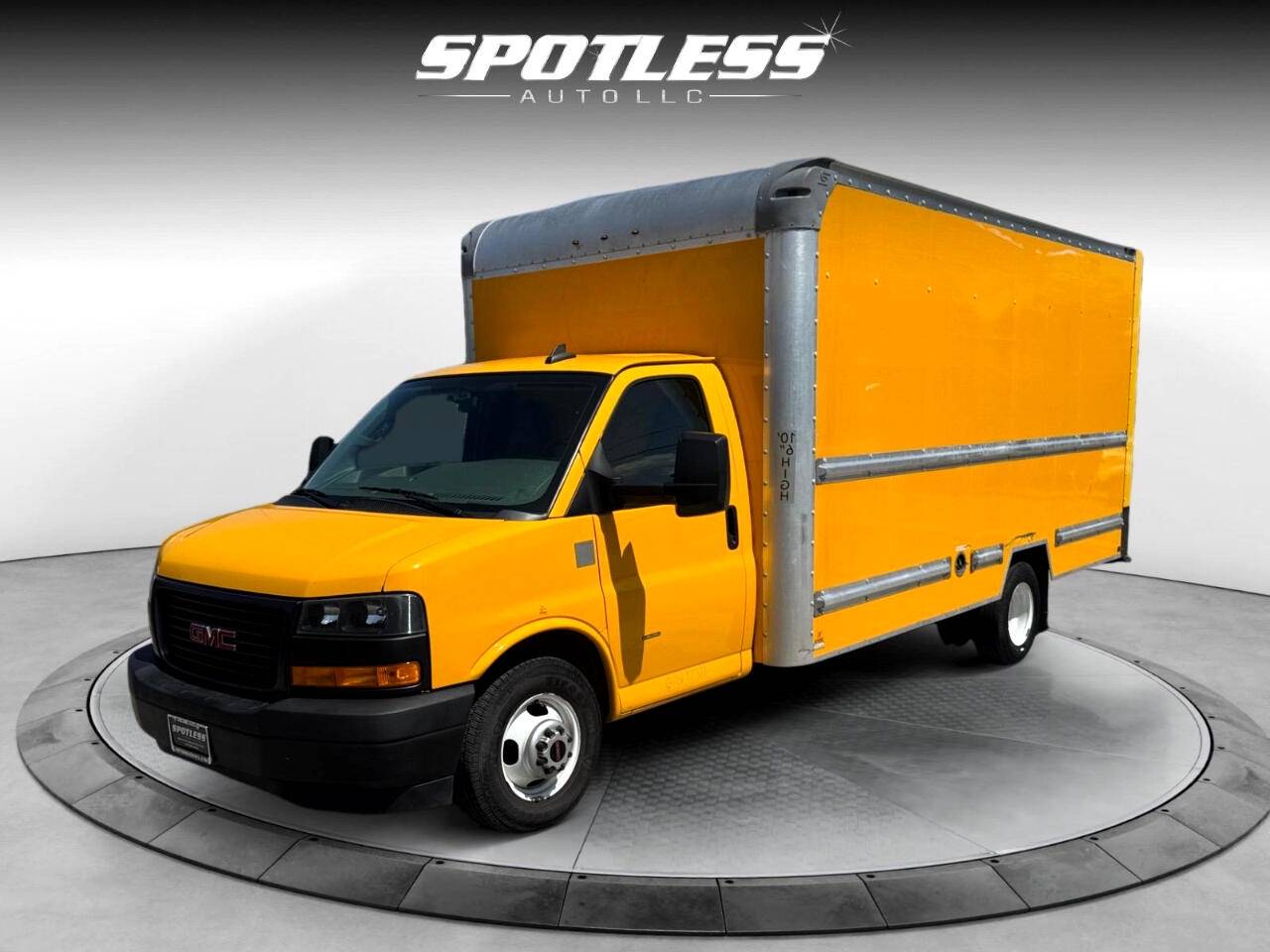 2018 GMC Savana Commercial Cutaway 3500 — Chassis Cab Truck — 100,675 mi — San Antonio, TX