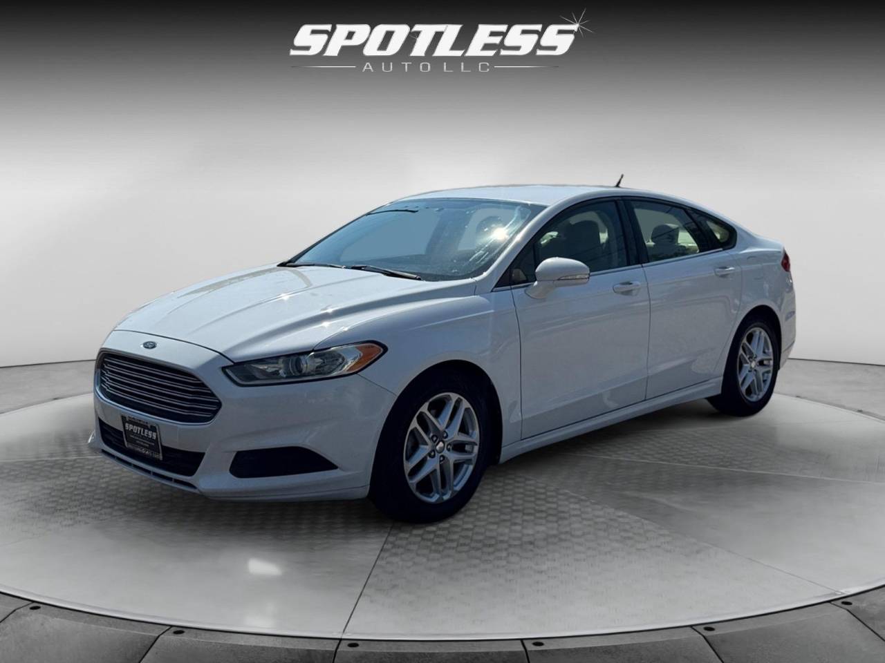 2013 Ford Fusion SE — Sedan — 184,836 mi — San Antonio, TX