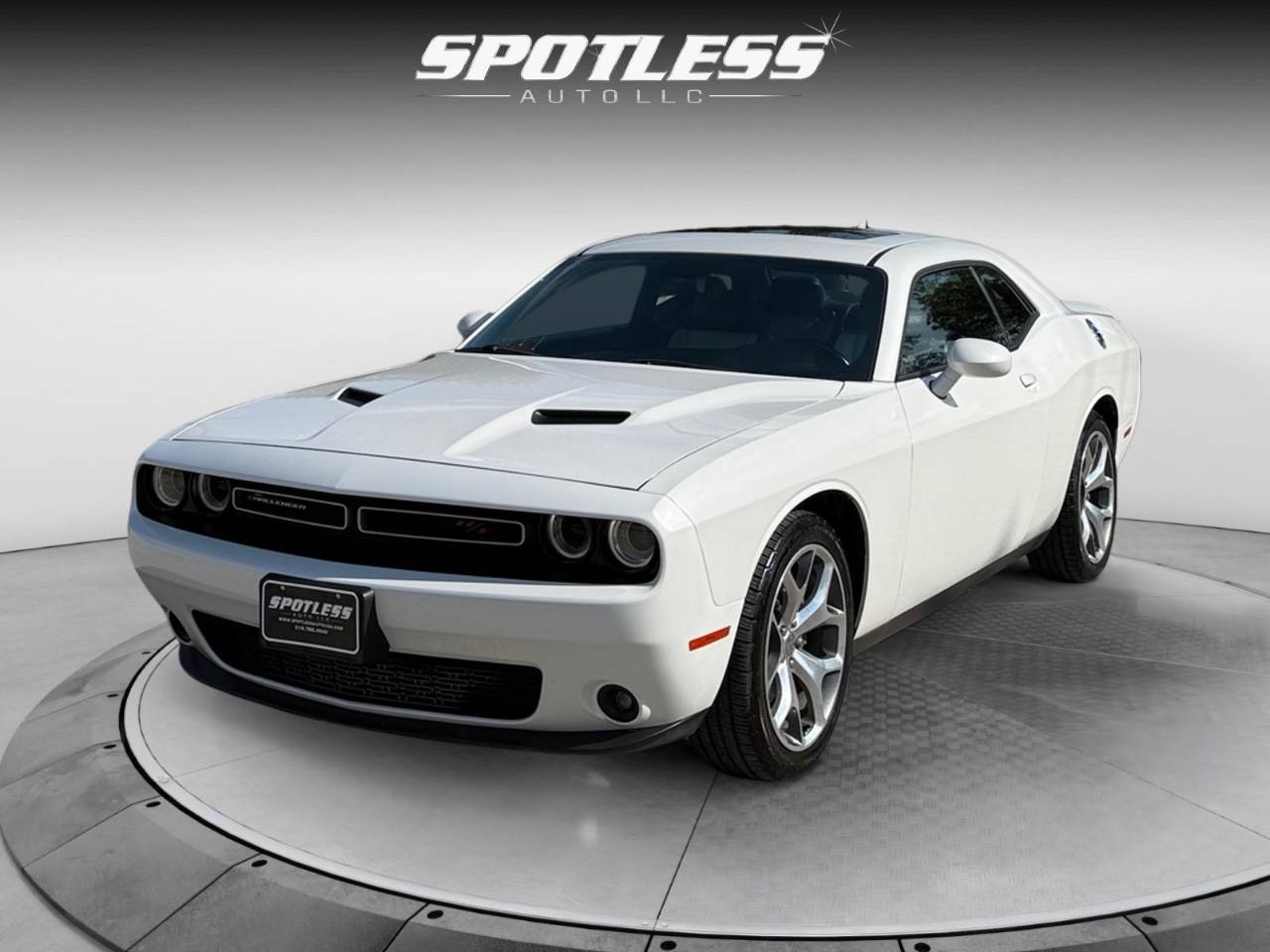 2015 Dodge Challenger SXT Plus — Coupe — 32,972 mi — San Antonio, TX