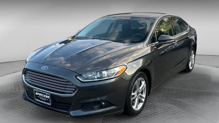 2016 Ford Fusion Hybrid SE — Sedan — 121,460 mi — San Antonio, TX