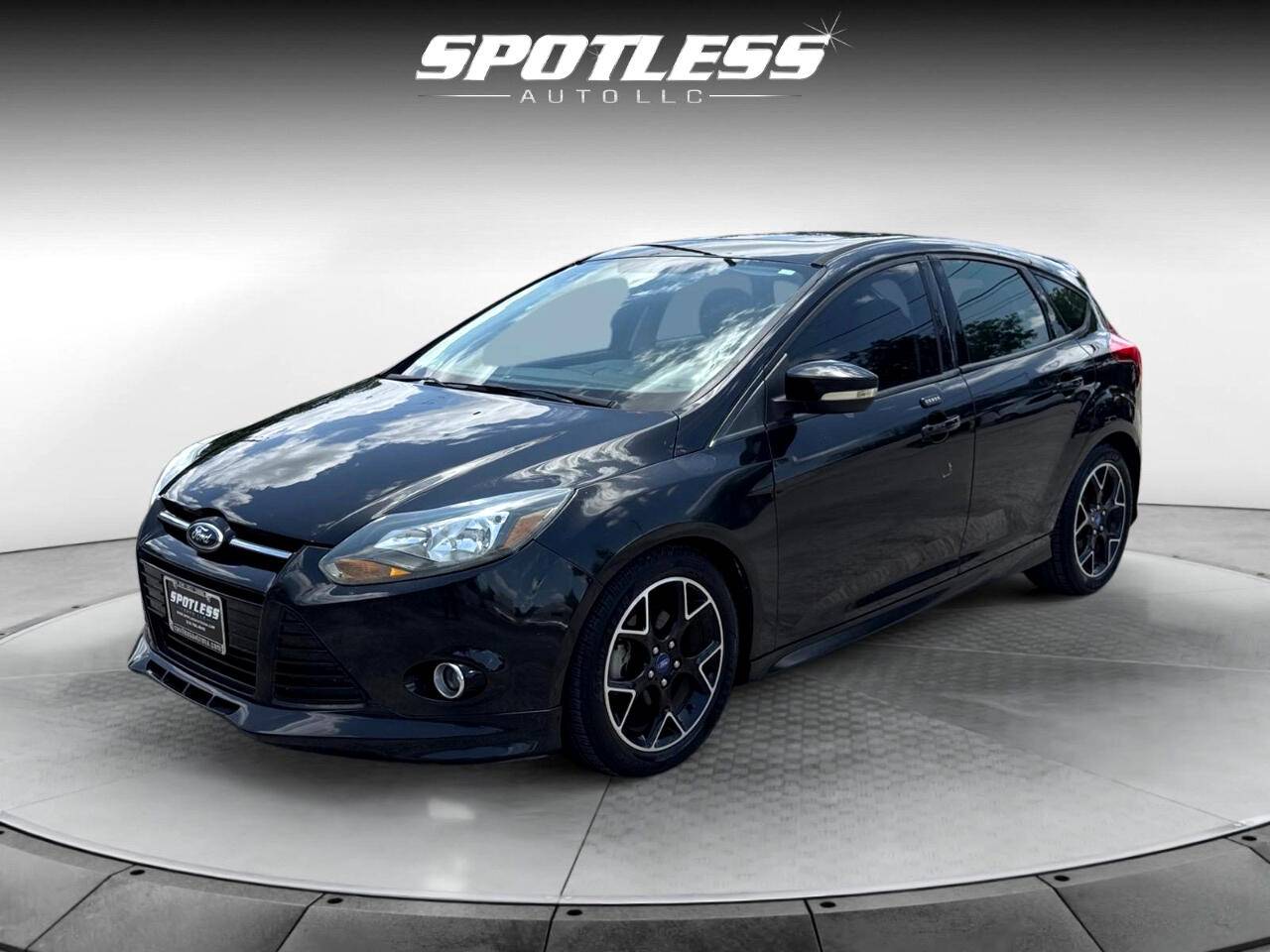 2013 Ford Focus SE — Hatchback — 116,957 mi — San Antonio, TX