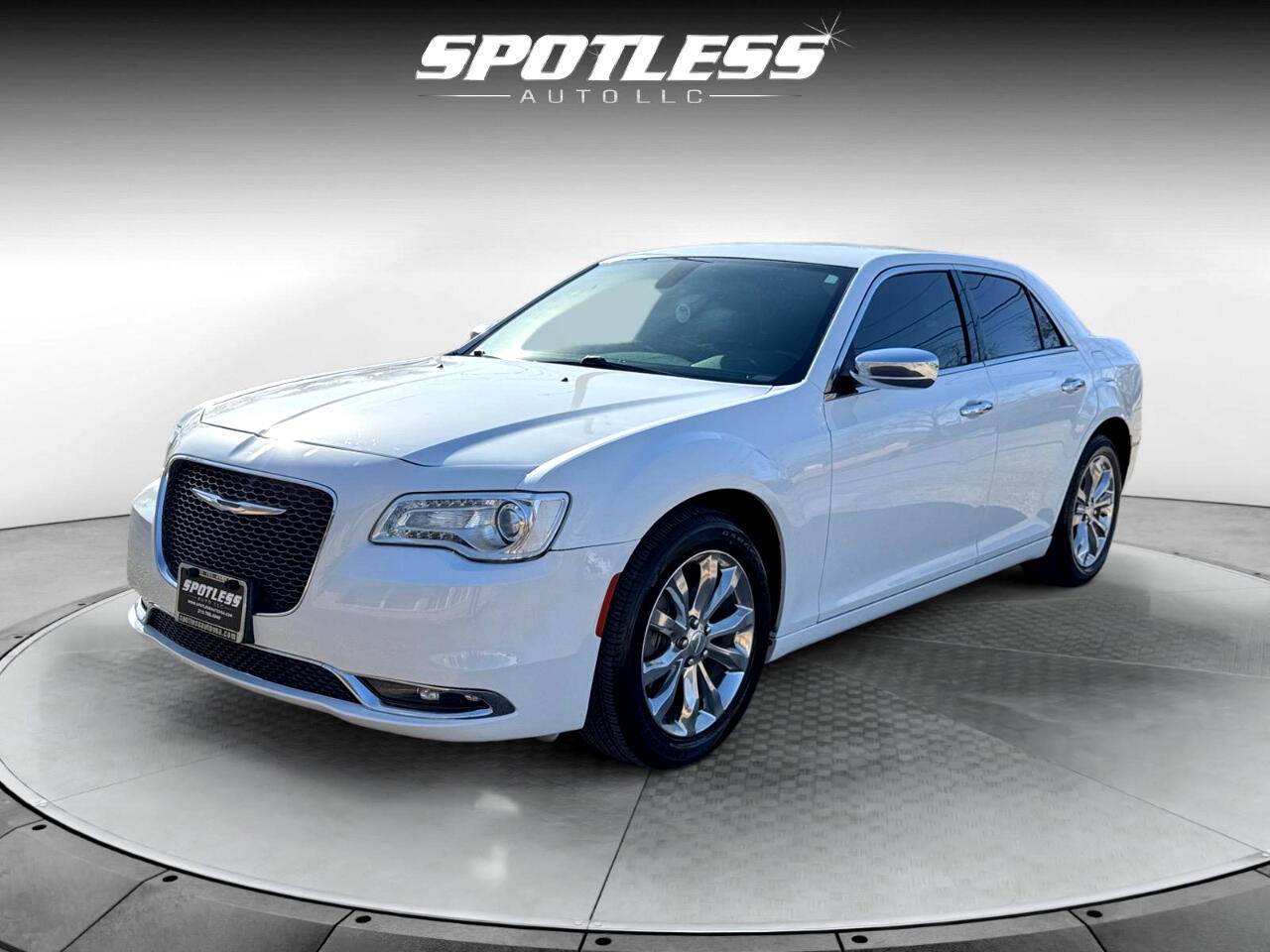 2018 Chrysler 300 Limited — Sedan — 107,758 mi — San Antonio, TX
