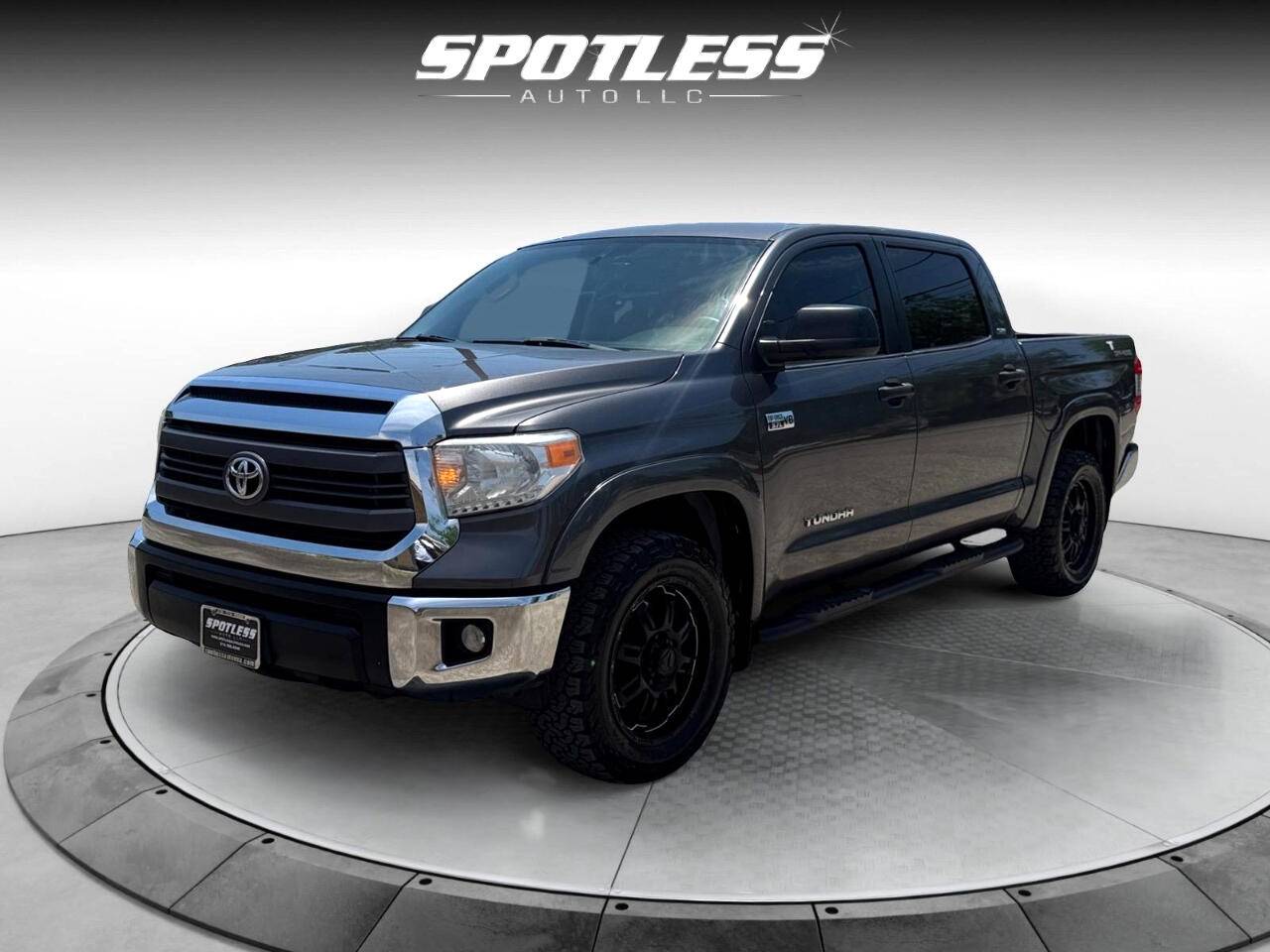 2015 Toyota Tundra SR5 — Pickup Truck — 157,715 mi — San Antonio, TX