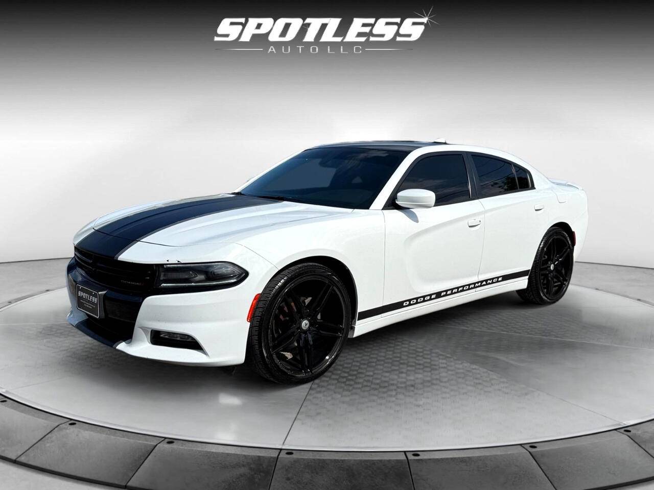 2015 Dodge Charger SXT — Sedan — 137,273 mi — San Antonio, TX