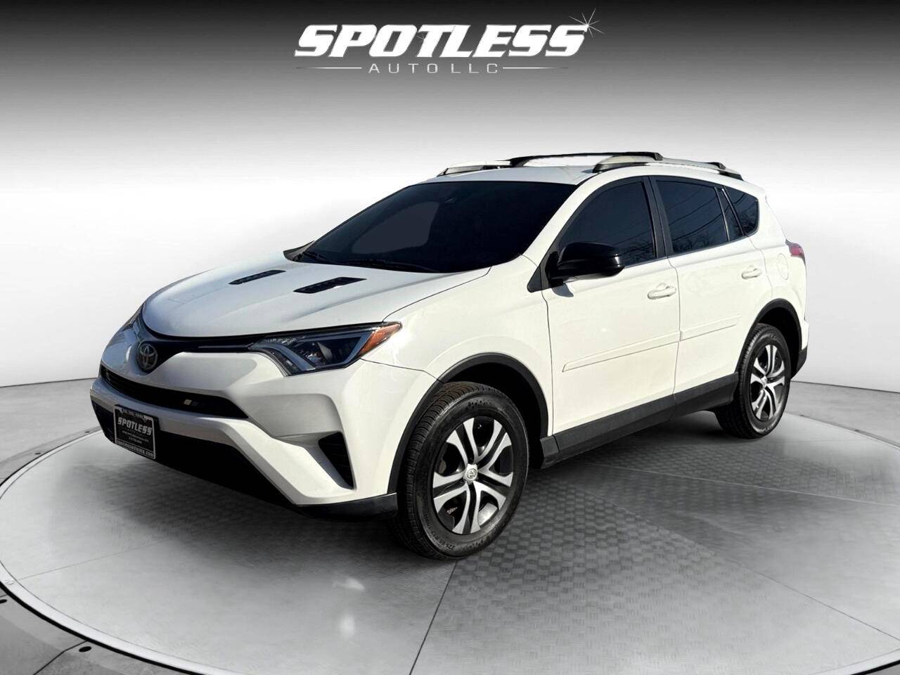 2017 Toyota RAV4 LE — SUV — 156,147 mi — San Antonio, TX