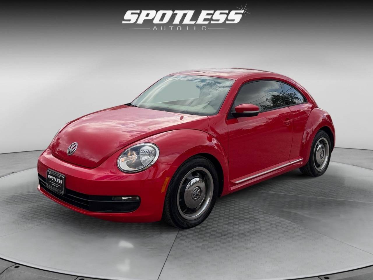 2013 Volkswagen Beetle 2.5 — Hatchback — 94,666 mi — San Antonio, TX