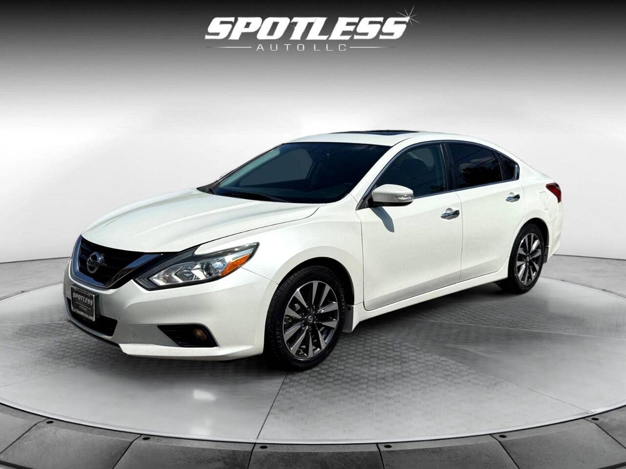 2017 Nissan Altima 2.5 SV — Sedan — 139,806 mi — San Antonio, TX