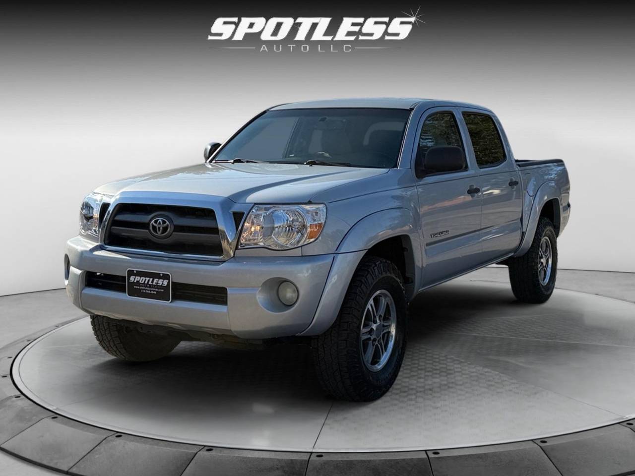 2010 Toyota Tacoma PreRunner — Pickup Truck — 200,634 mi — San Antonio, TX