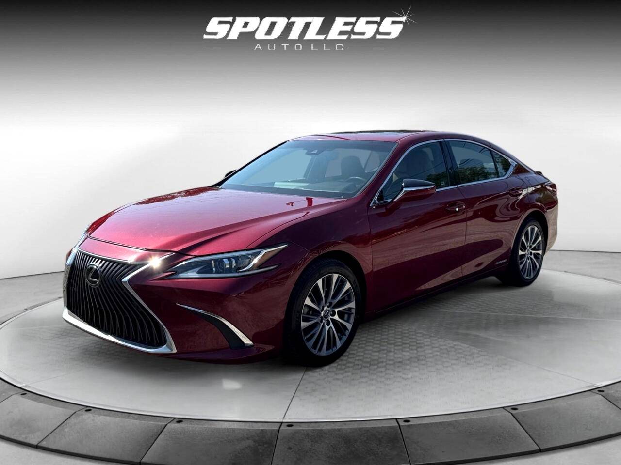 2019 Lexus ES ES 300h — Sedan — 57,390 mi — San Antonio, TX