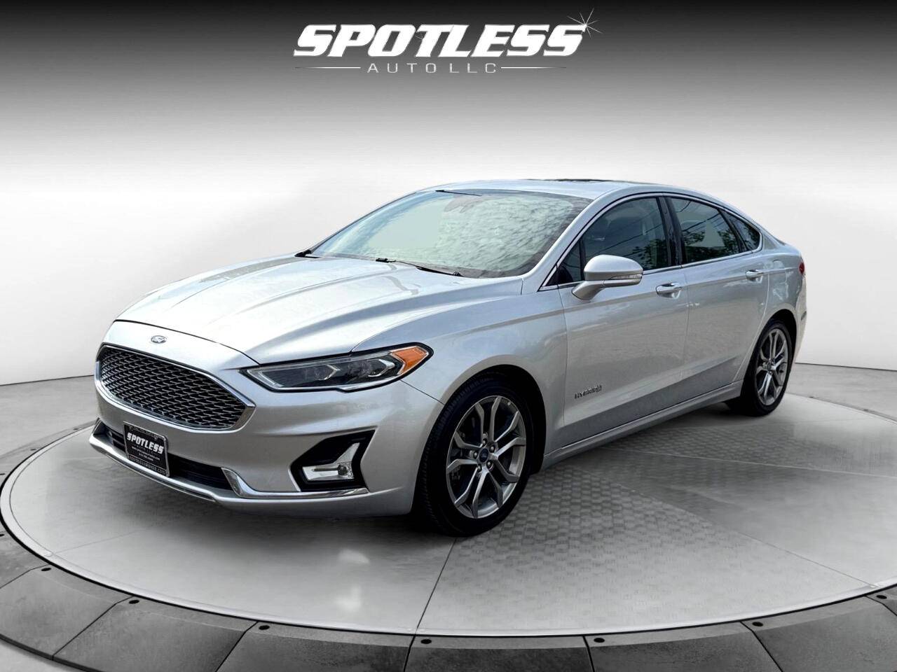 2019 Ford Fusion Hybrid Titanium — Sedan — 155,329 mi — San Antonio, TX