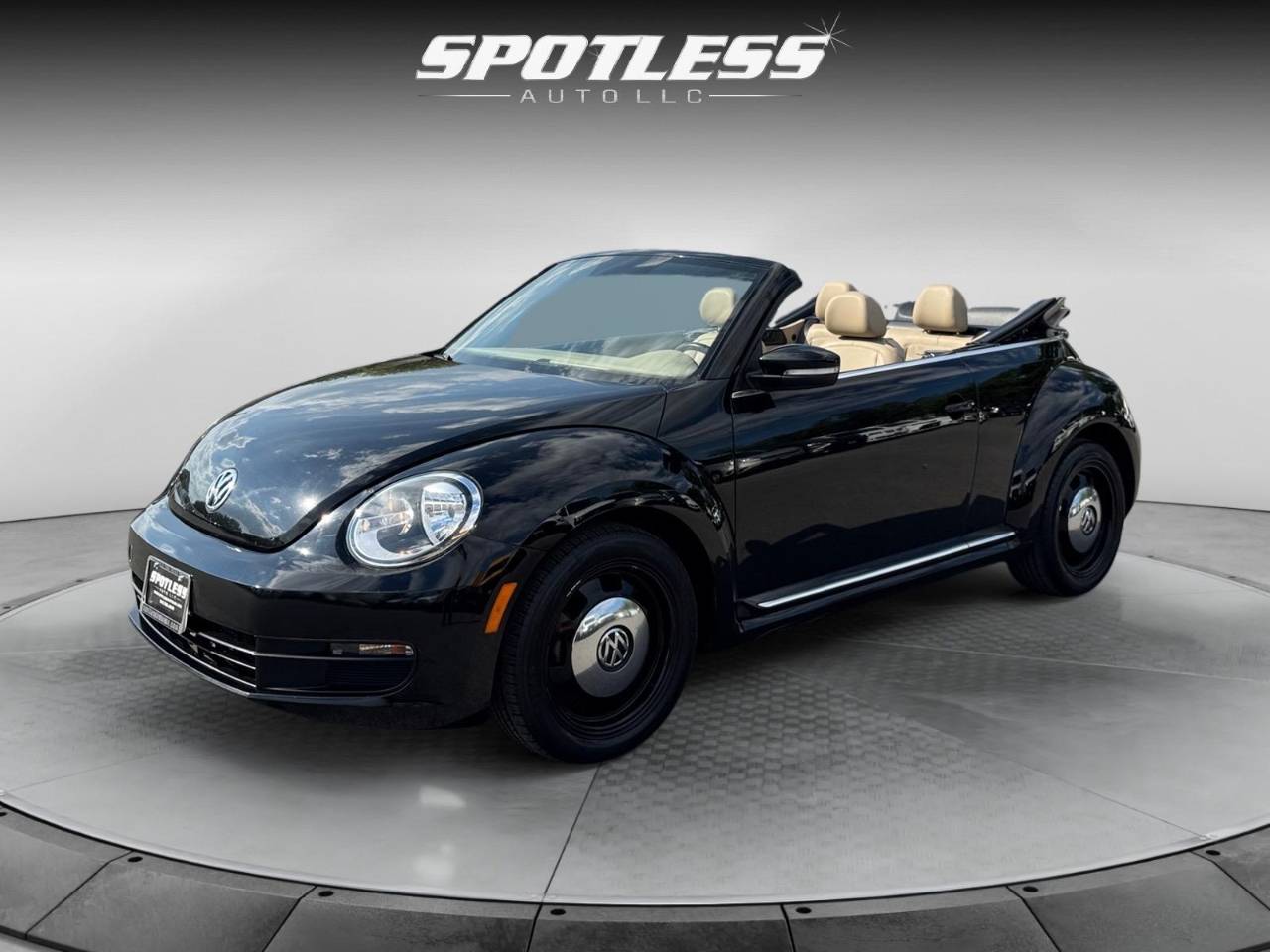 2014 Volkswagen Beetle 1.8T — Convertible — 100,588 mi — San Antonio, TX